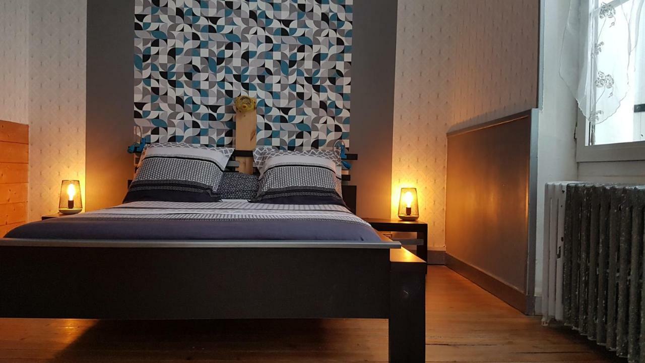 L'Escale Marine - Couette Et Cafe Panzió La Rochelle  Kültér fotó